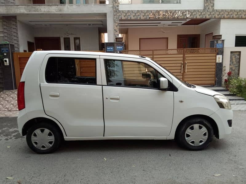 Suzuki Wagon R 2017 1