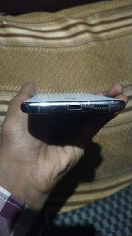 Samsung S20 ultra pta approved back break panel dot mi hai baqi all OK 0