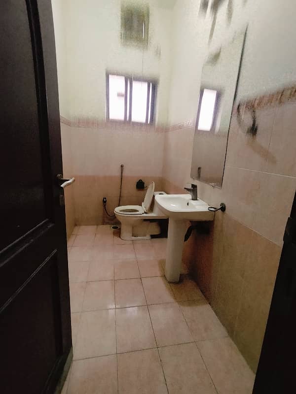 1 Kanal Upper Portion Lower Lock Available For Rent Dha Phase 1 P Block 6