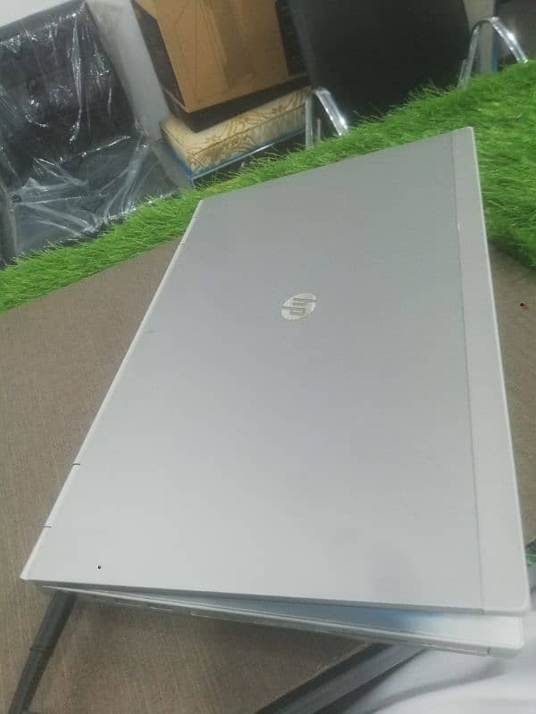 Hp Laptop for urgent sale 4