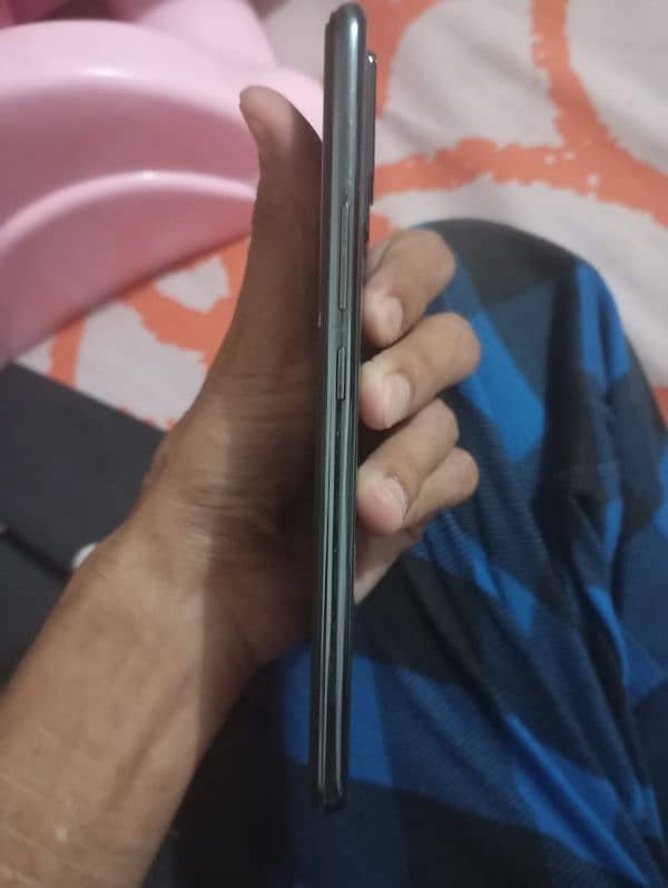 vivo v21e 7