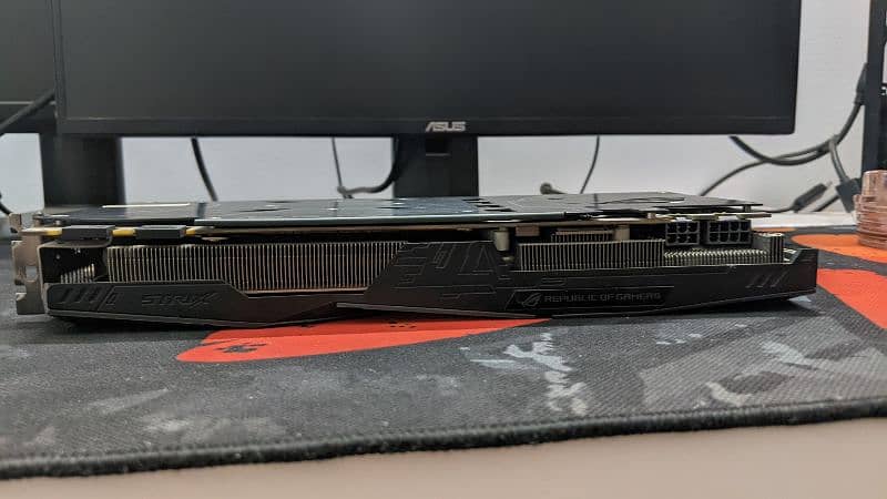 Asus Rog Strix GTX 1080 8GB 0