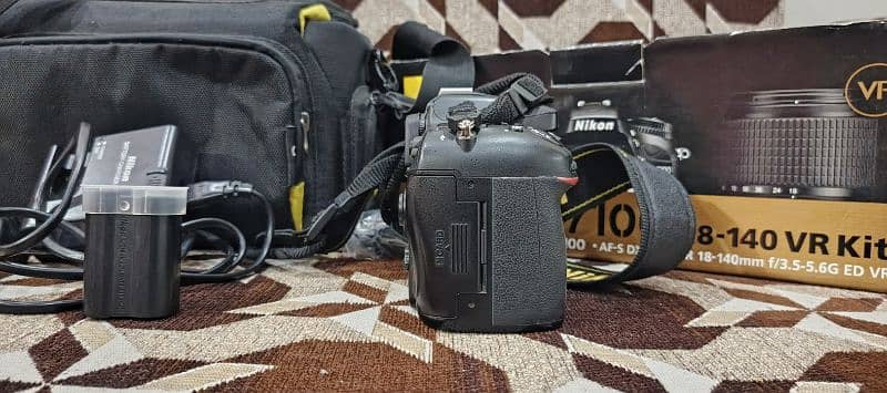 Nikon d7100 Body Only 4