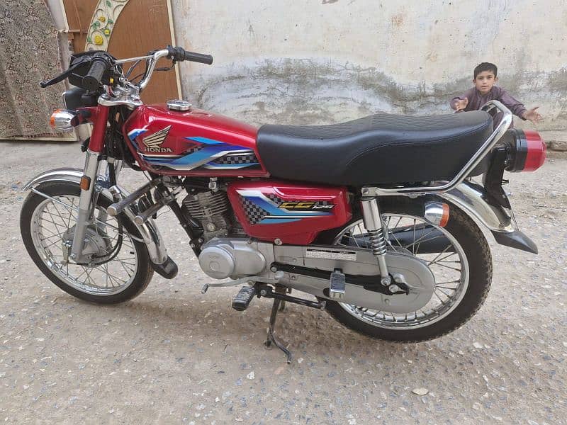 Honda 125 mobile number 03441048516 2