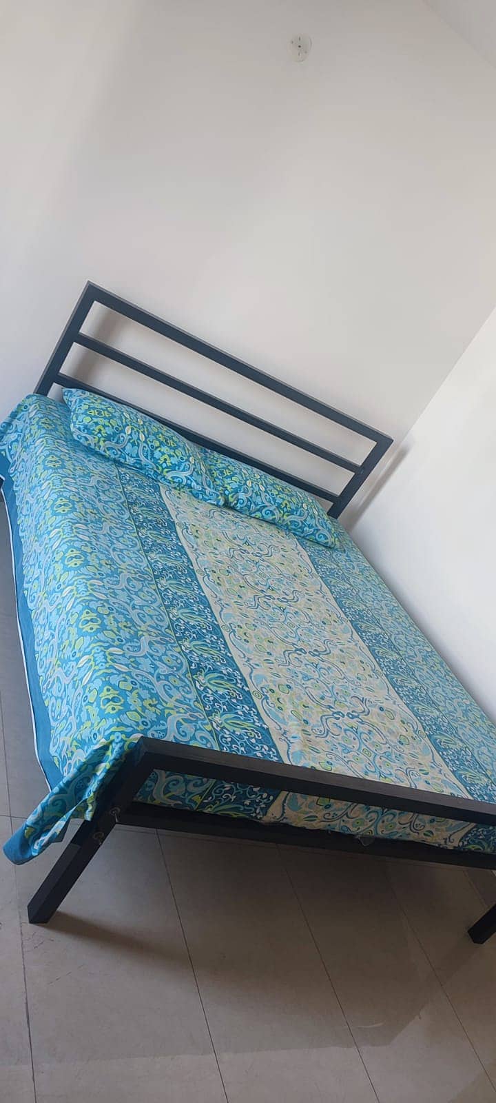 18 guage Iron bed, Black color for SALE 2