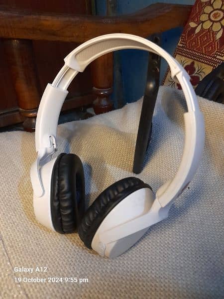 skullcandy riff headphones Bluetooth 2