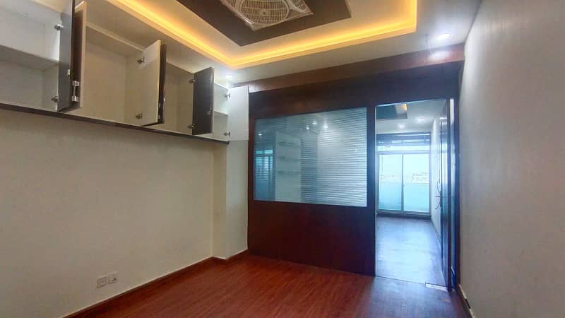 G/11 markaz new Plaza vip location office available for rent real piks 6