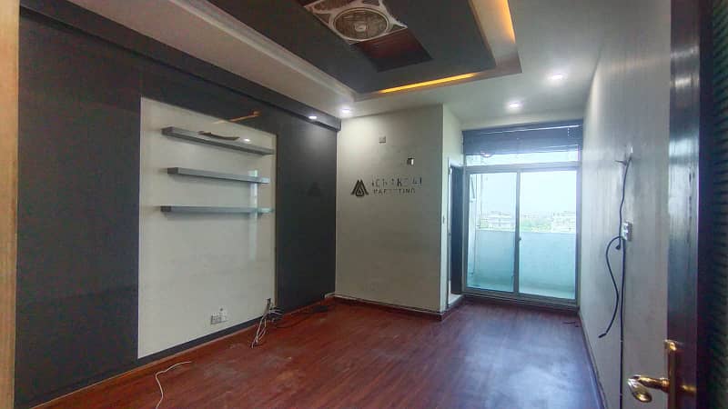 G/11 markaz new Plaza vip location office available for rent real piks 8