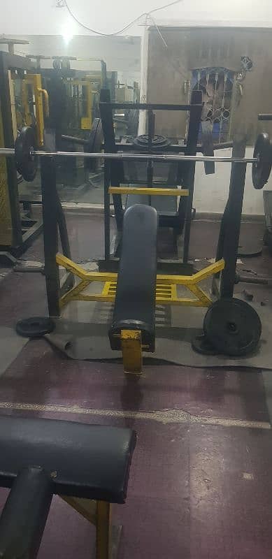 gym complete for sale all equipment available 12