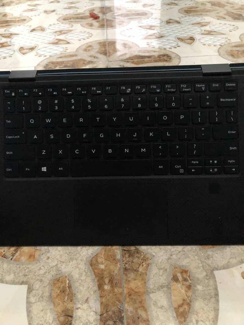 DELL XPS 13 (Model: 9365) 2 in 1 8