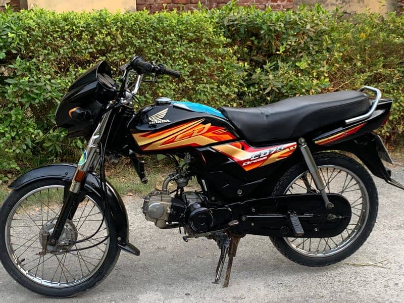 HONDA DREAM CD70 1