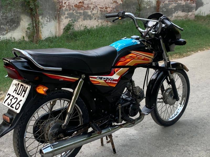 HONDA DREAM CD70 2