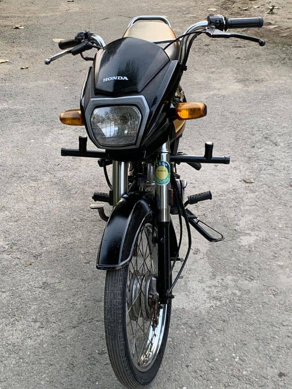 HONDA DREAM CD70 3