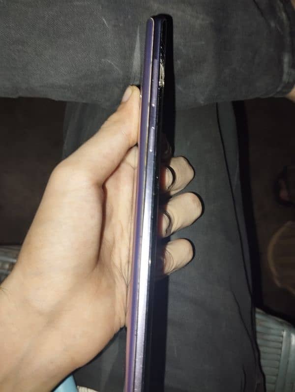 Samsung note 9 just penal demage 2