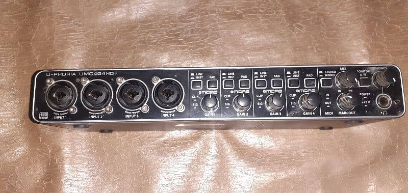 behringer u-phoria interface sound card 2