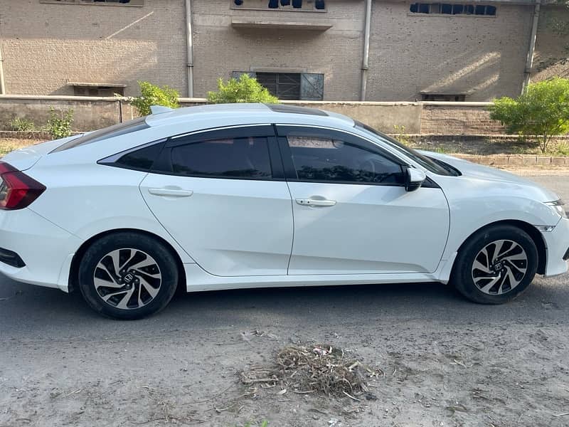 Honda Civic Oriel 2018 1