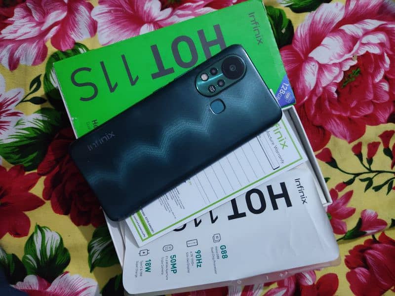 Infinix hot 11s 4 128 with box urgent sale 3