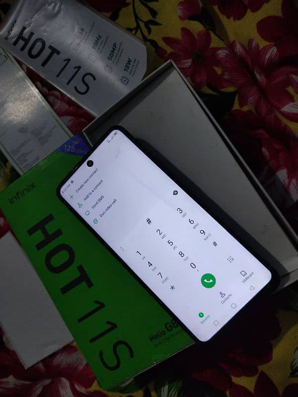 Infinix hot 11s 4 128 with box urgent sale 8