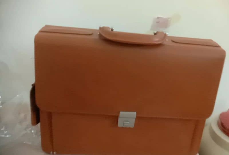 Brand New Leather Bag for Sale 0