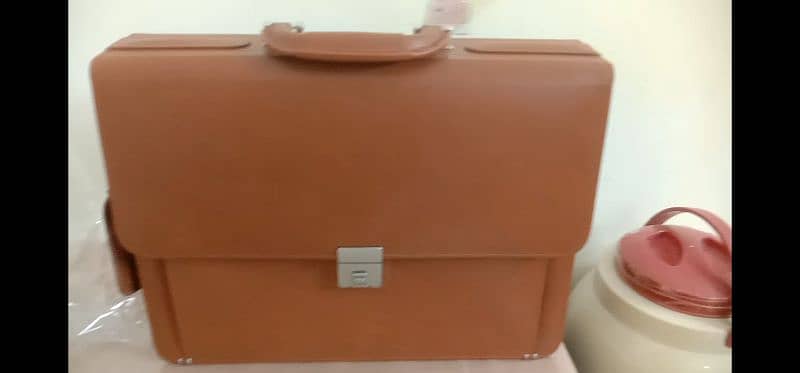 Brand New Leather Bag for Sale 8