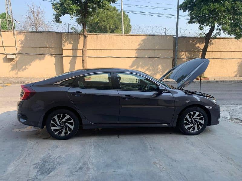 Honda Civic i-VTEC Oriel 2018 4