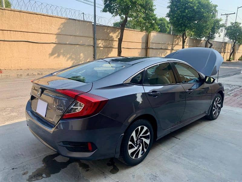 Honda Civic i-VTEC Oriel 2018 5