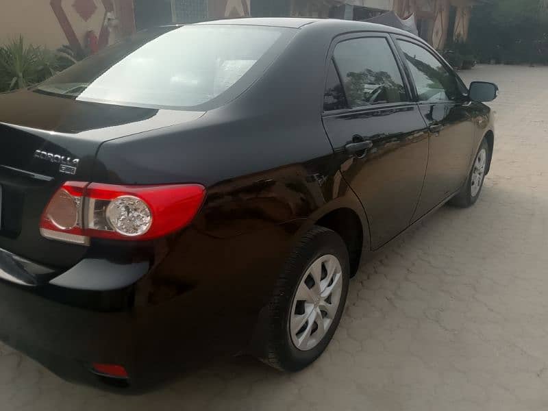 Toyota Corolla GLI 2011 15