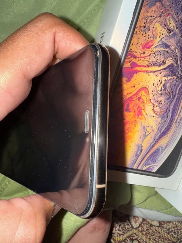 iphone xs max PTA Approved (256) 5