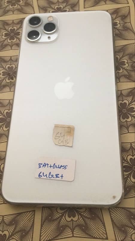 iphone 11 pro max 64 GB Panel janion Lush Condition 4 months sim work 0