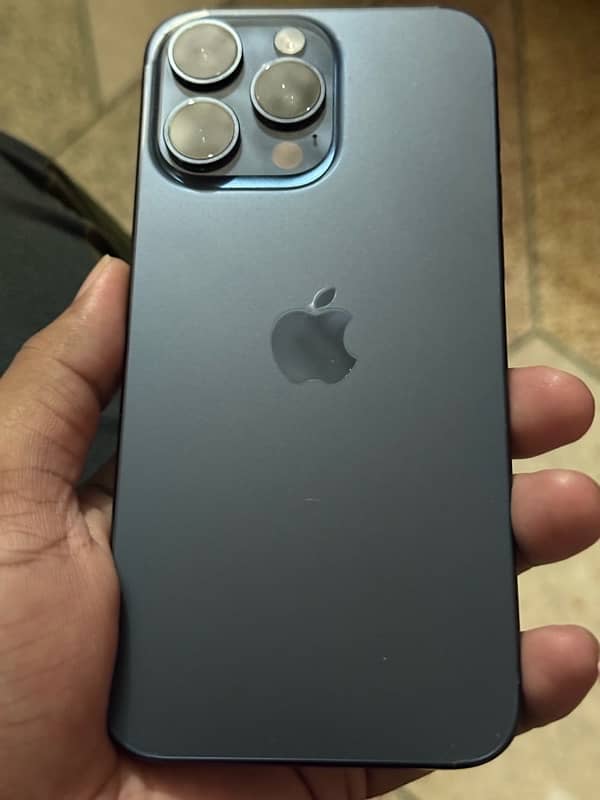 IPhone 15 Pro Max 256GB 3