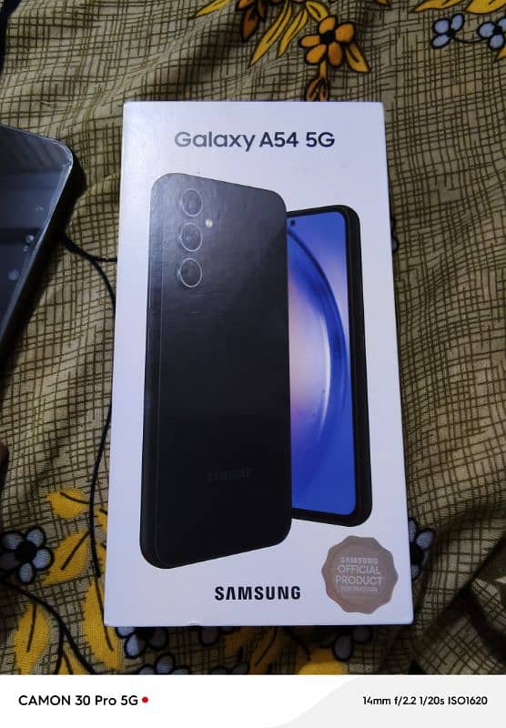 Samsung A54 5G (256GB) in Brand New Condtion 4