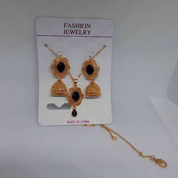 Zircon Set very Precious 1