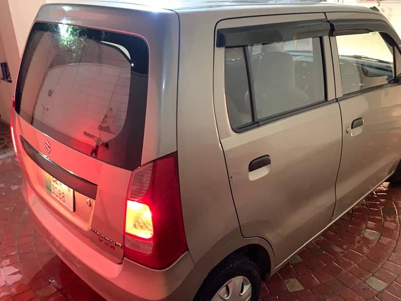 Suzuki Wagon R 2014 9