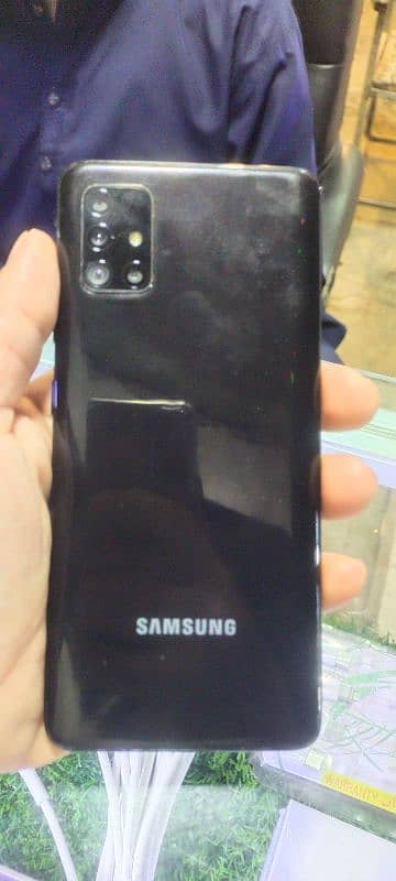 SAMSUNG A51 3