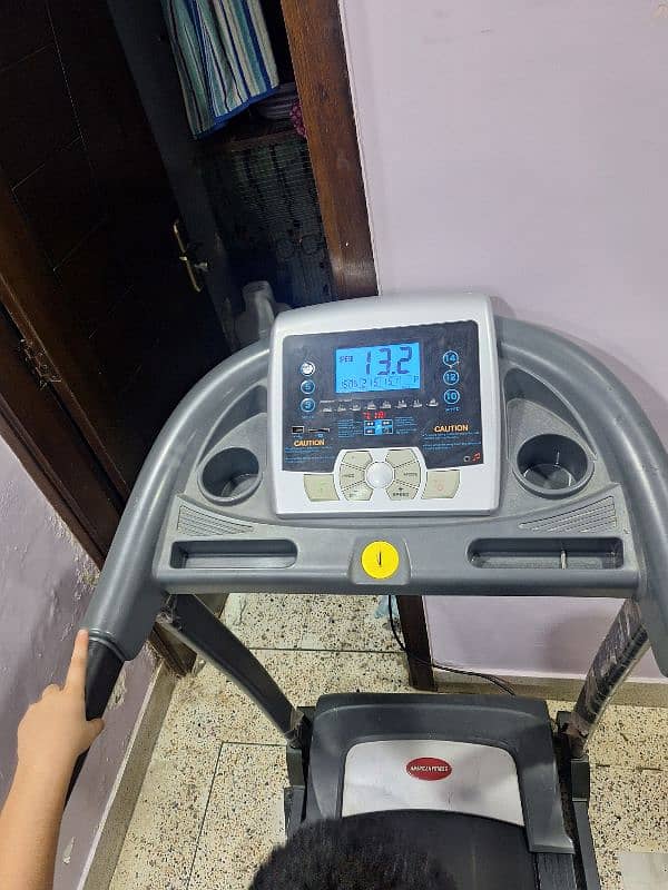 American fitness treadmill 100 kgs waight 3