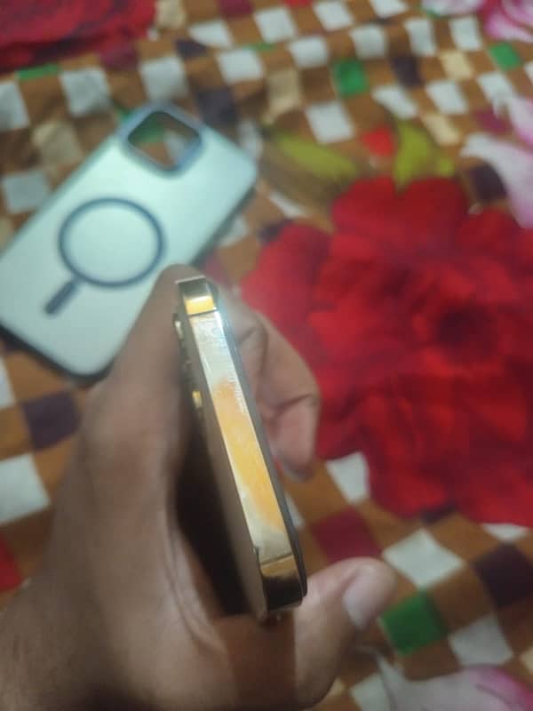 My iPhone 12 pro max 256gb rose gold 10/9.9 Non Pta Ufone sim Works 9