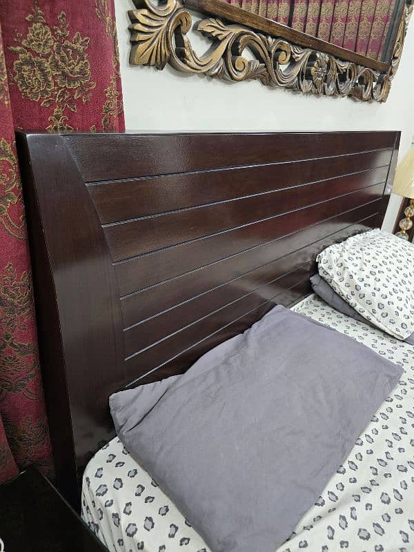 Bed Set with dressing table 4