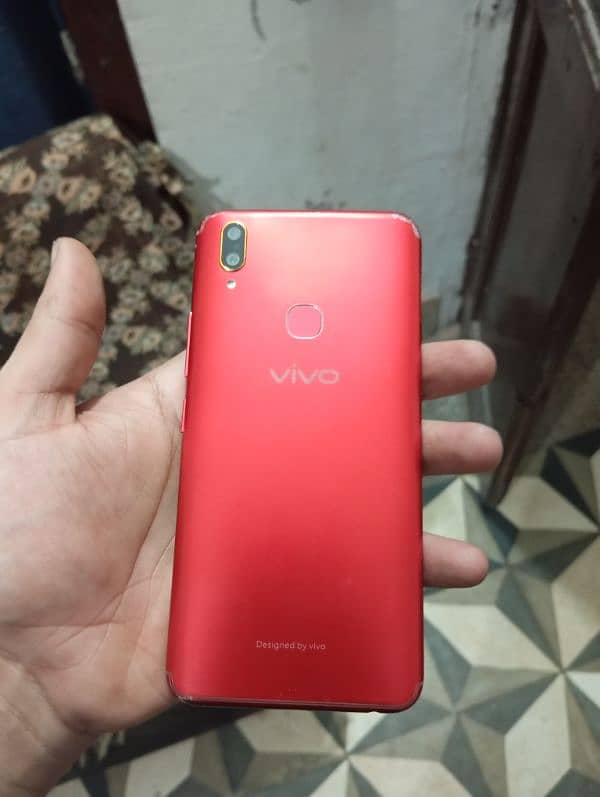 Vivo y85   10/ 9 condition 1