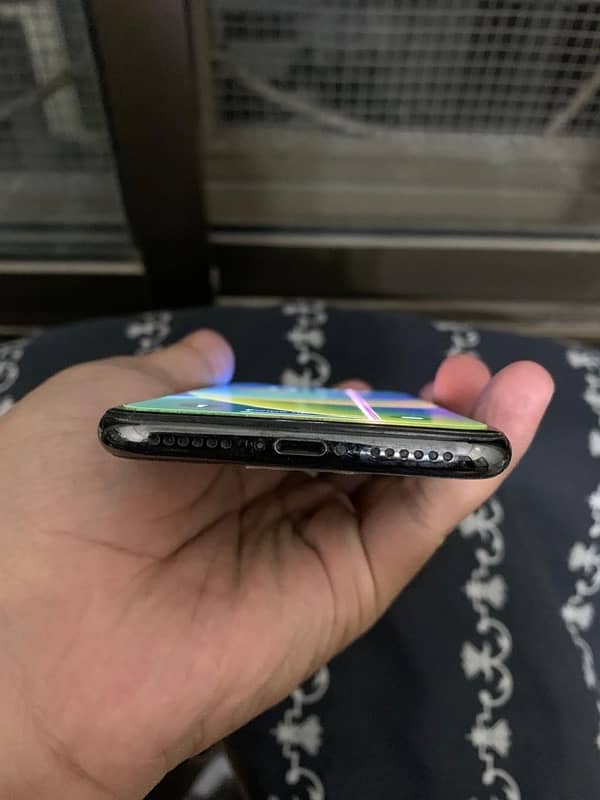 iPhone X 64gb pta approved only 1 line on screen battery health 79% 3