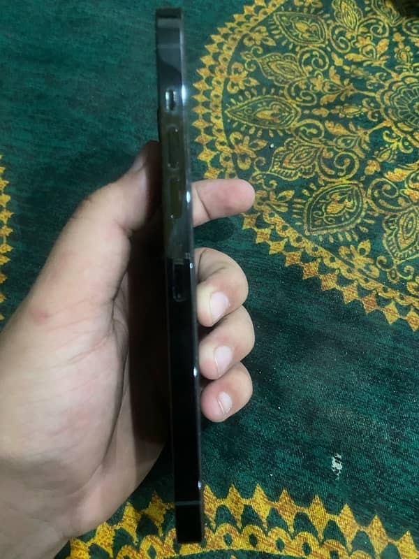 iPhone 13 pro max pta approved 4