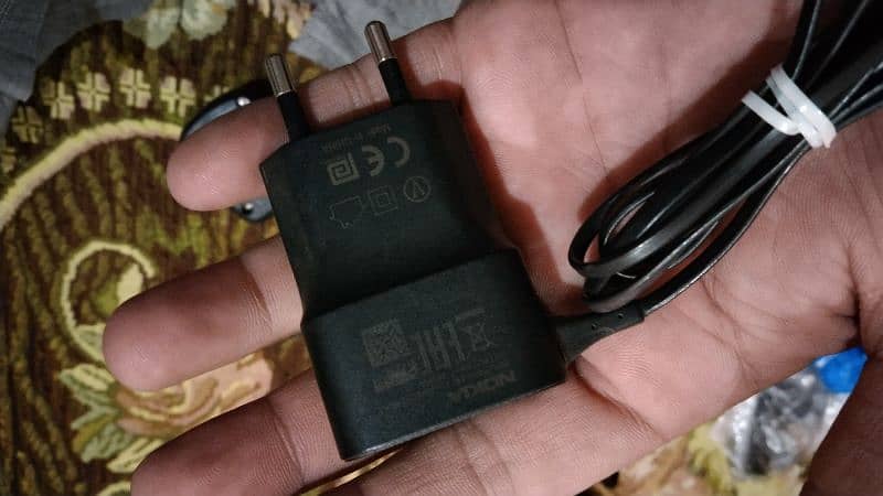 original chargers for Samsung and nokia 3