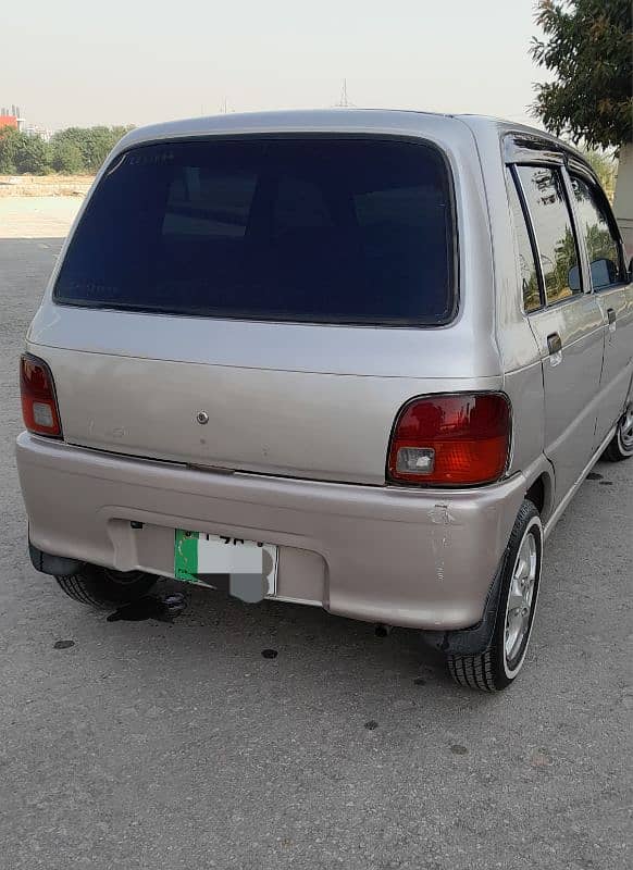 Daihatsu Cuore 2004 1