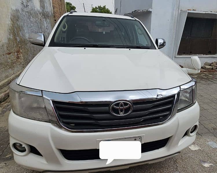 Toyota Hilux vigo champ 2016 3