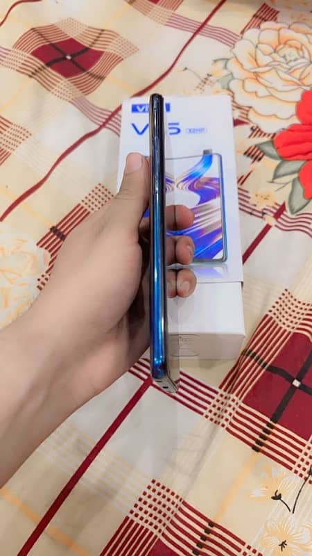 vivo v15 8/128 5