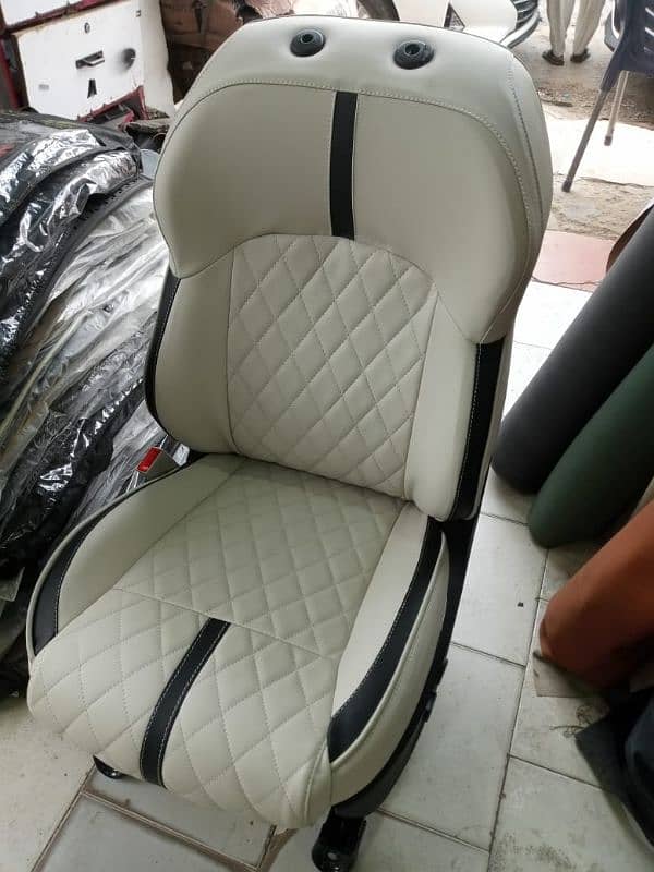 seat cover 14