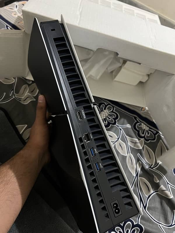 PS5 1TB SLIM CONSOLE 2