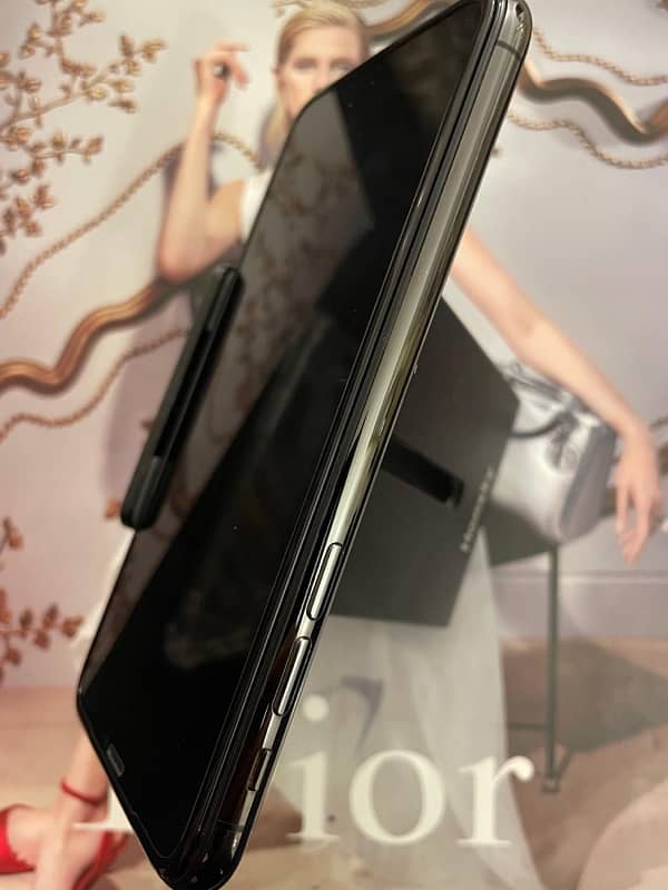 iPhone X 256gb FU Non PTA, (Face if Off) 5