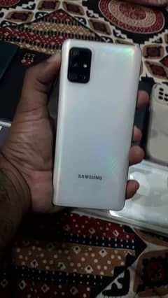 samsung galaxy A71 8 / 128