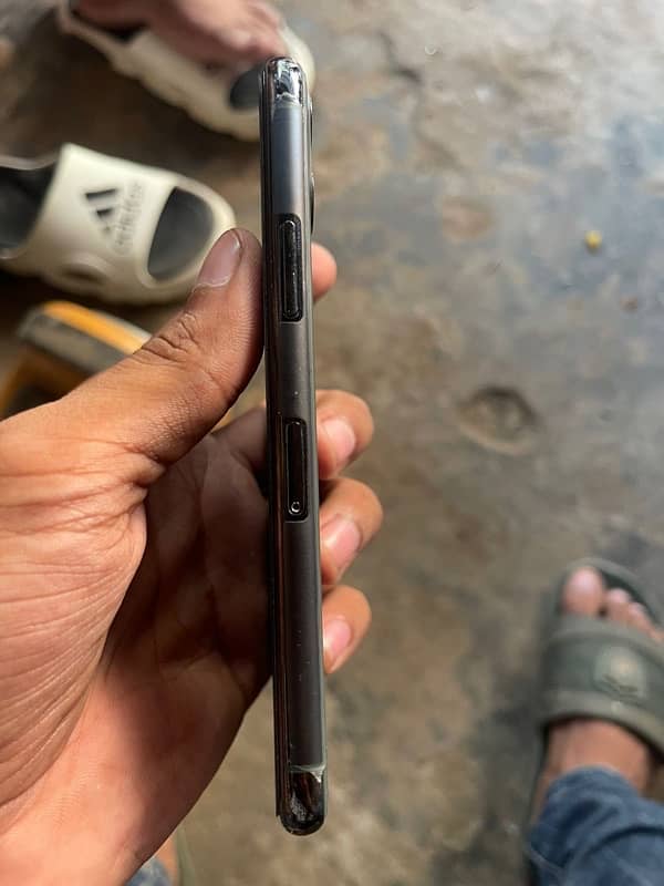 iPhone 11 Pro 64Gb NONPTA 6