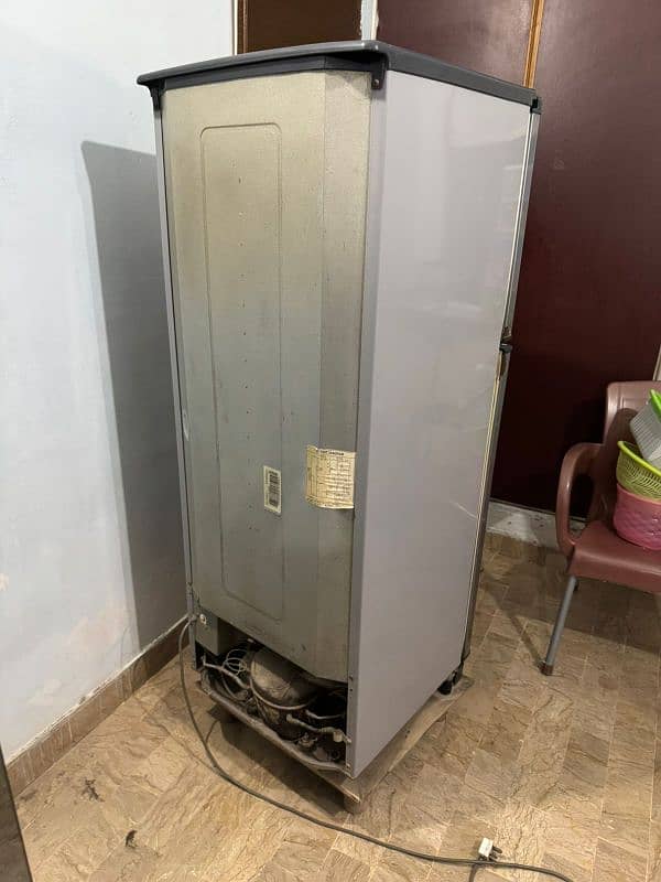 Refrigerator For sale 4